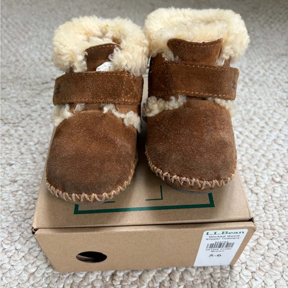 L.L. Bean Toddler Wicked Good Slippers, Brown Suede Shearling Booties